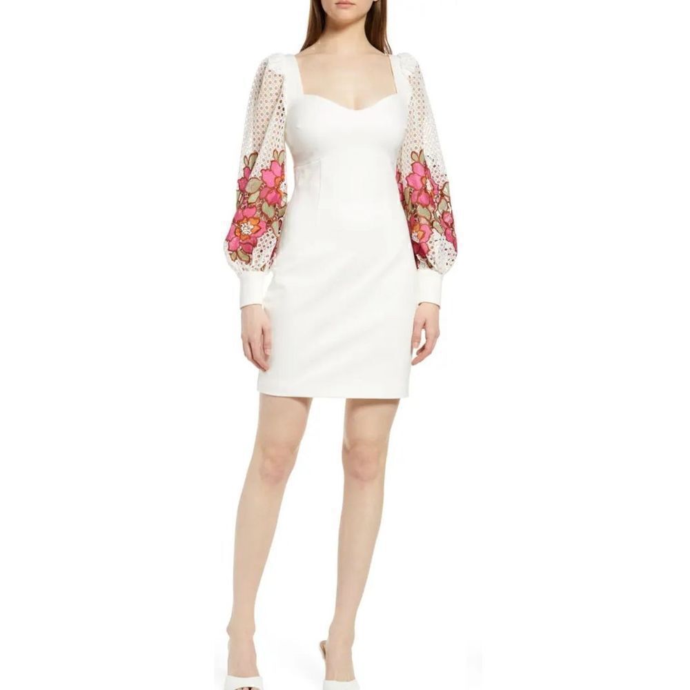 Elliatt Juke Embroidered Balloon Sleeve Mini Dress NWOT Size Small